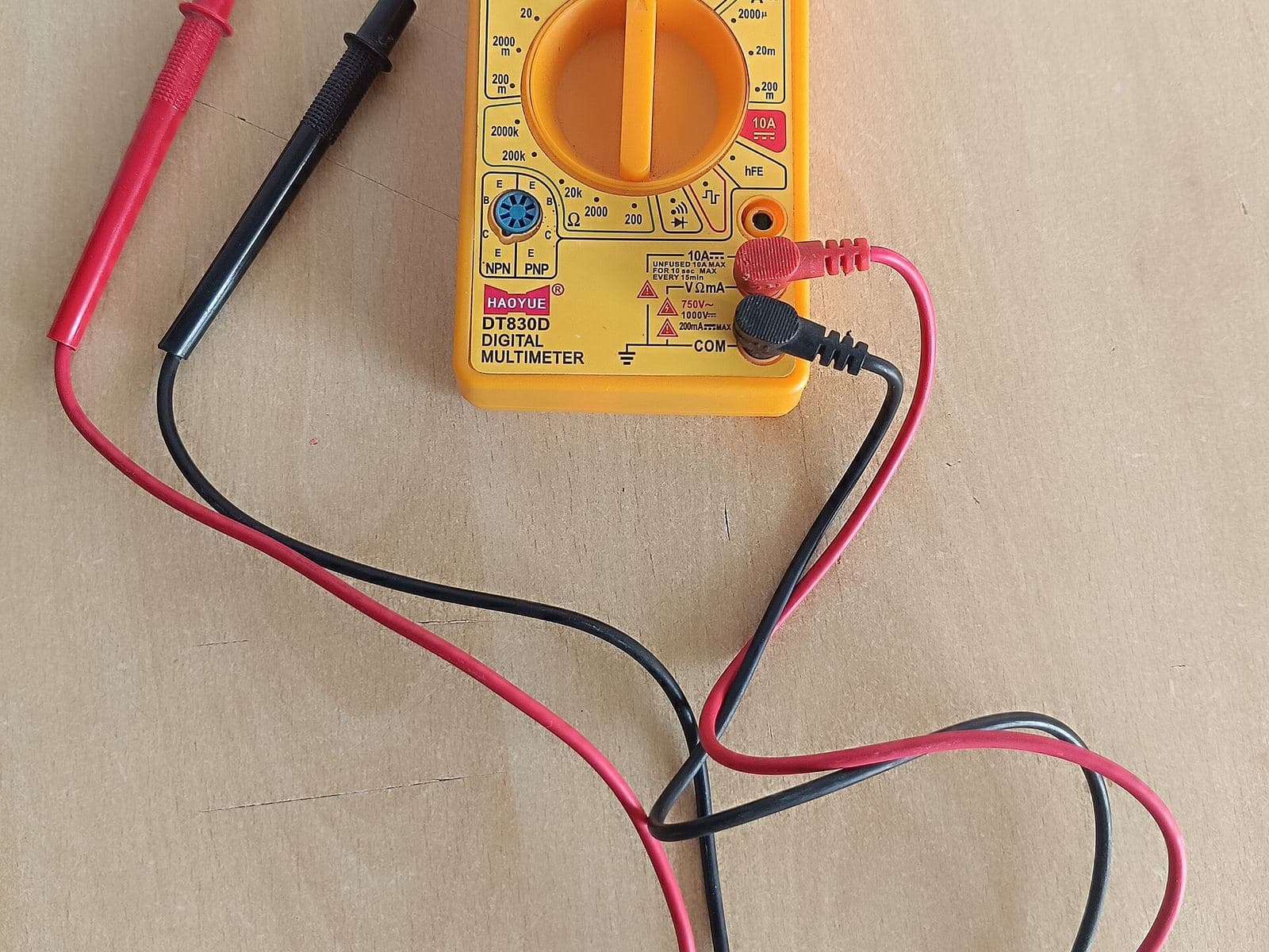 Revízie elektroinštalácií a bleskozvodov